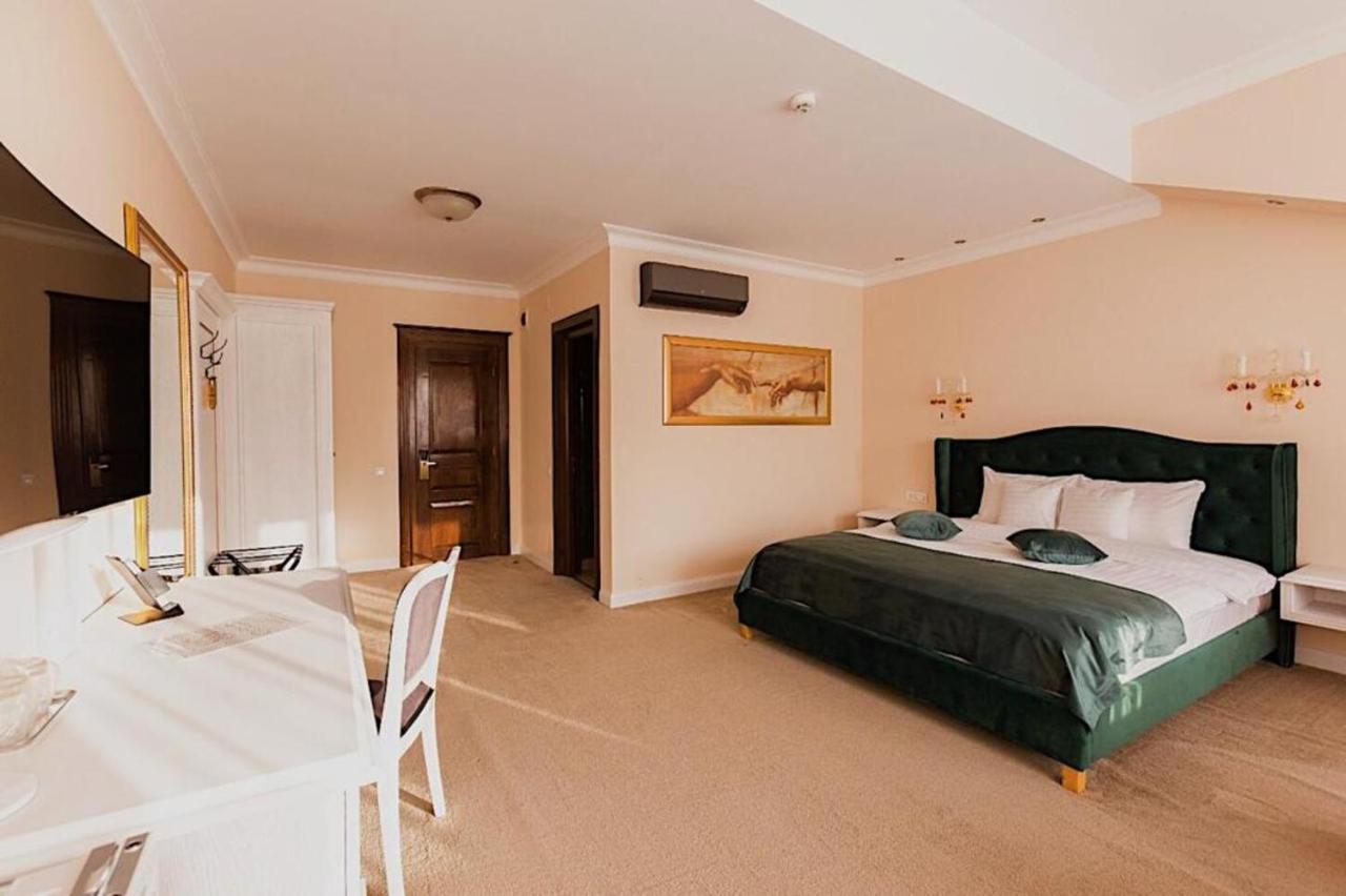 4cardinal's Boutique Hotel